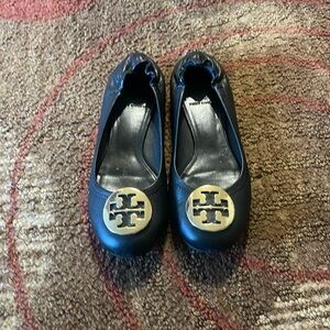 Tory Burch Black ballet shoe size 8